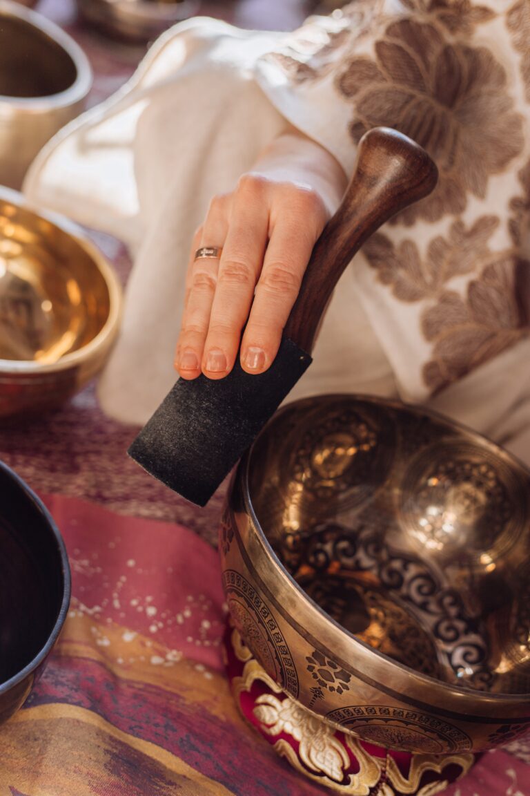 Read more about the article Częstotliwości solfeggio i terapia dźwiękiem w Olsztynie